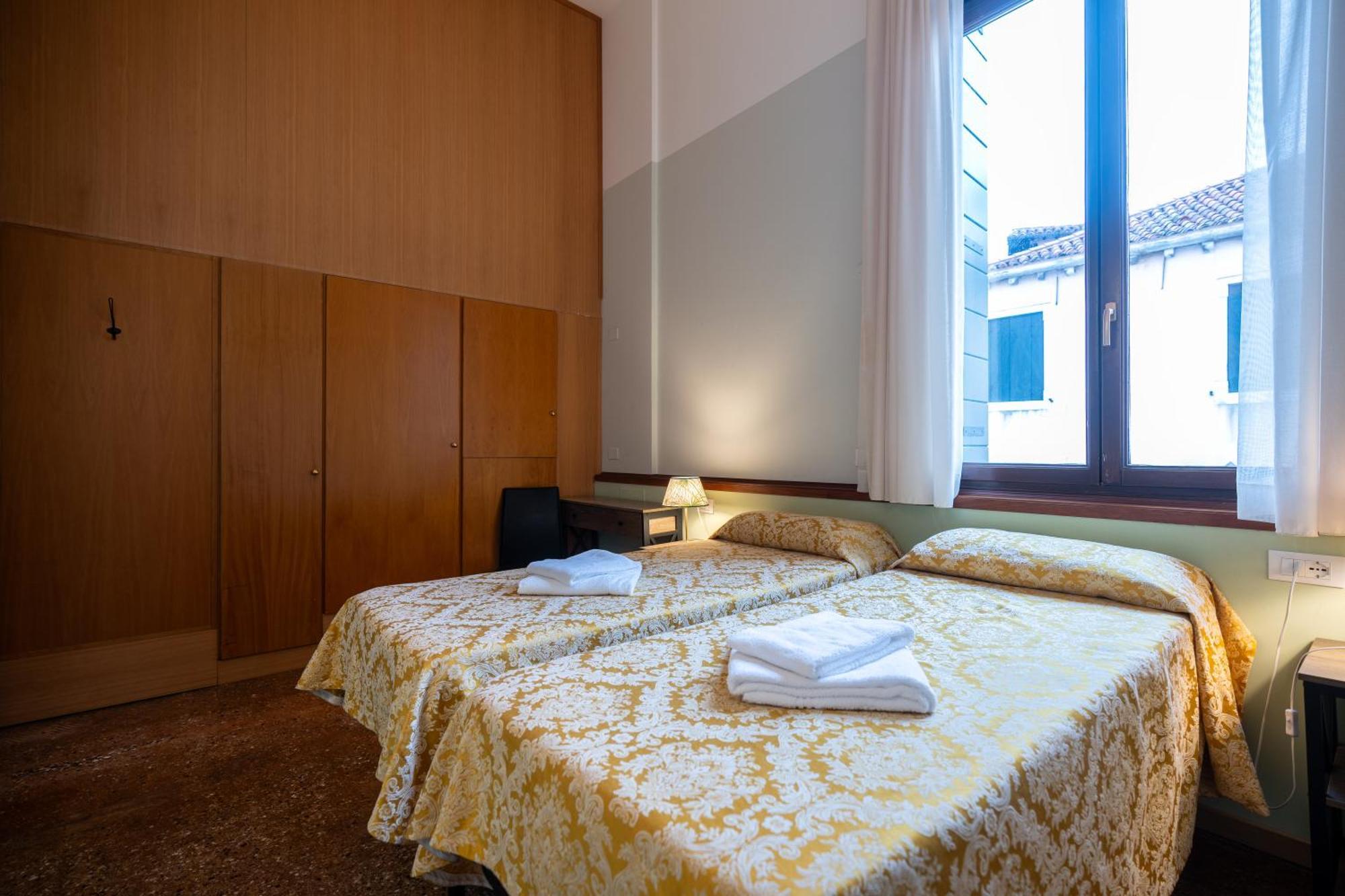 Foresteria Valdese Venezia Kültér fotó